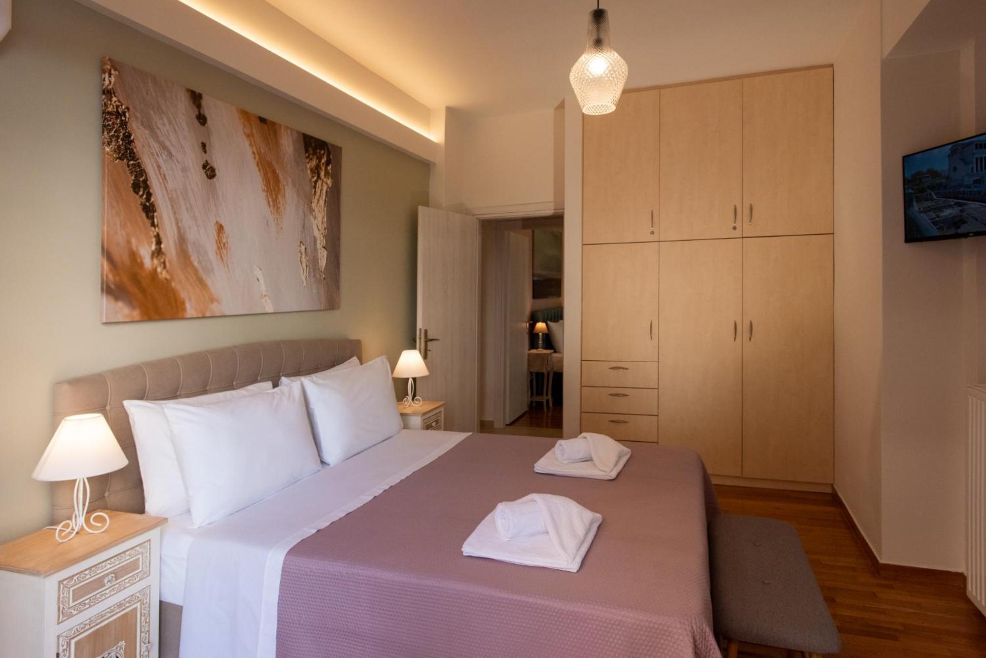 Apartment Blue Ark Acropolis Compass