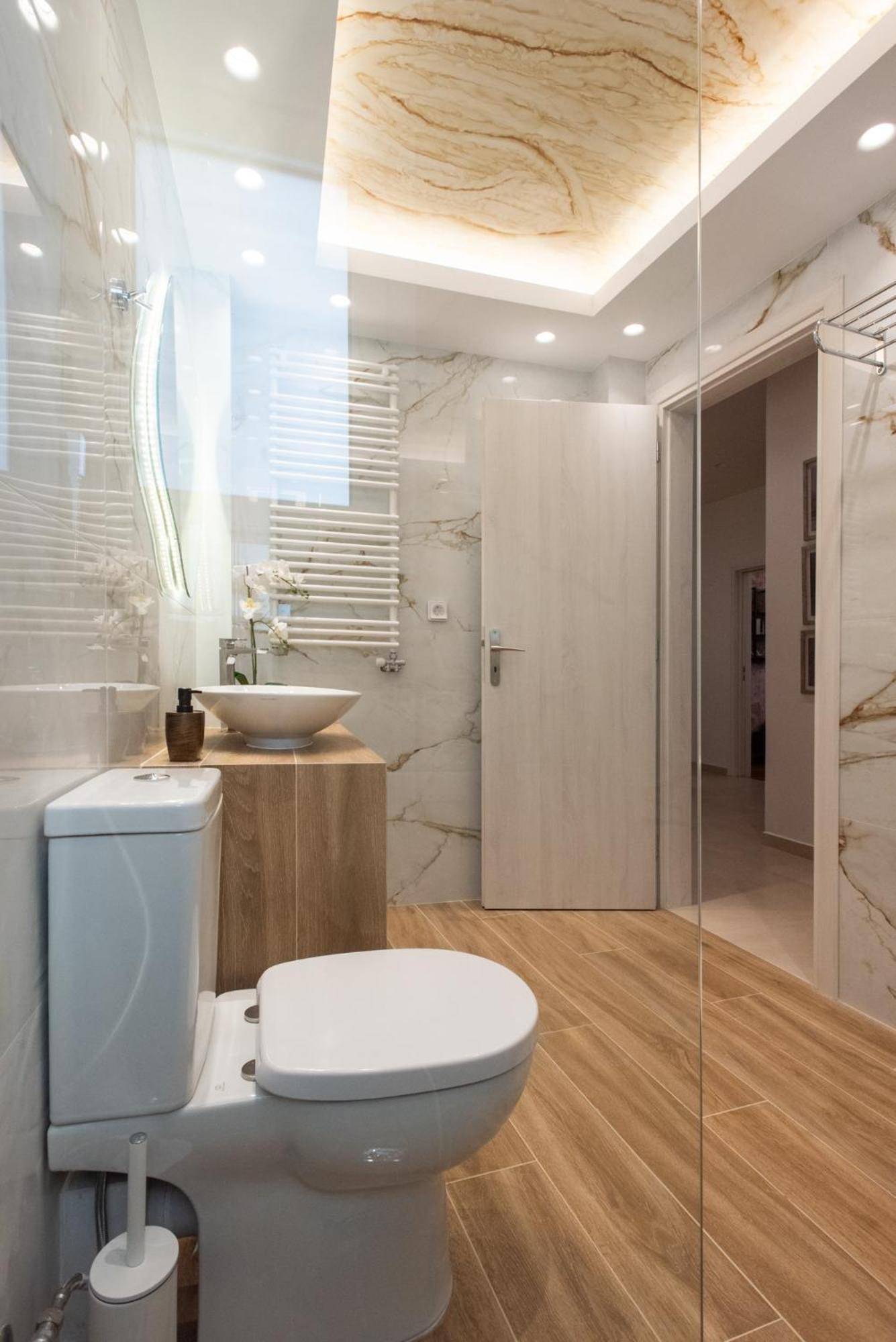 Blue Ark Acropolis Compass Athen